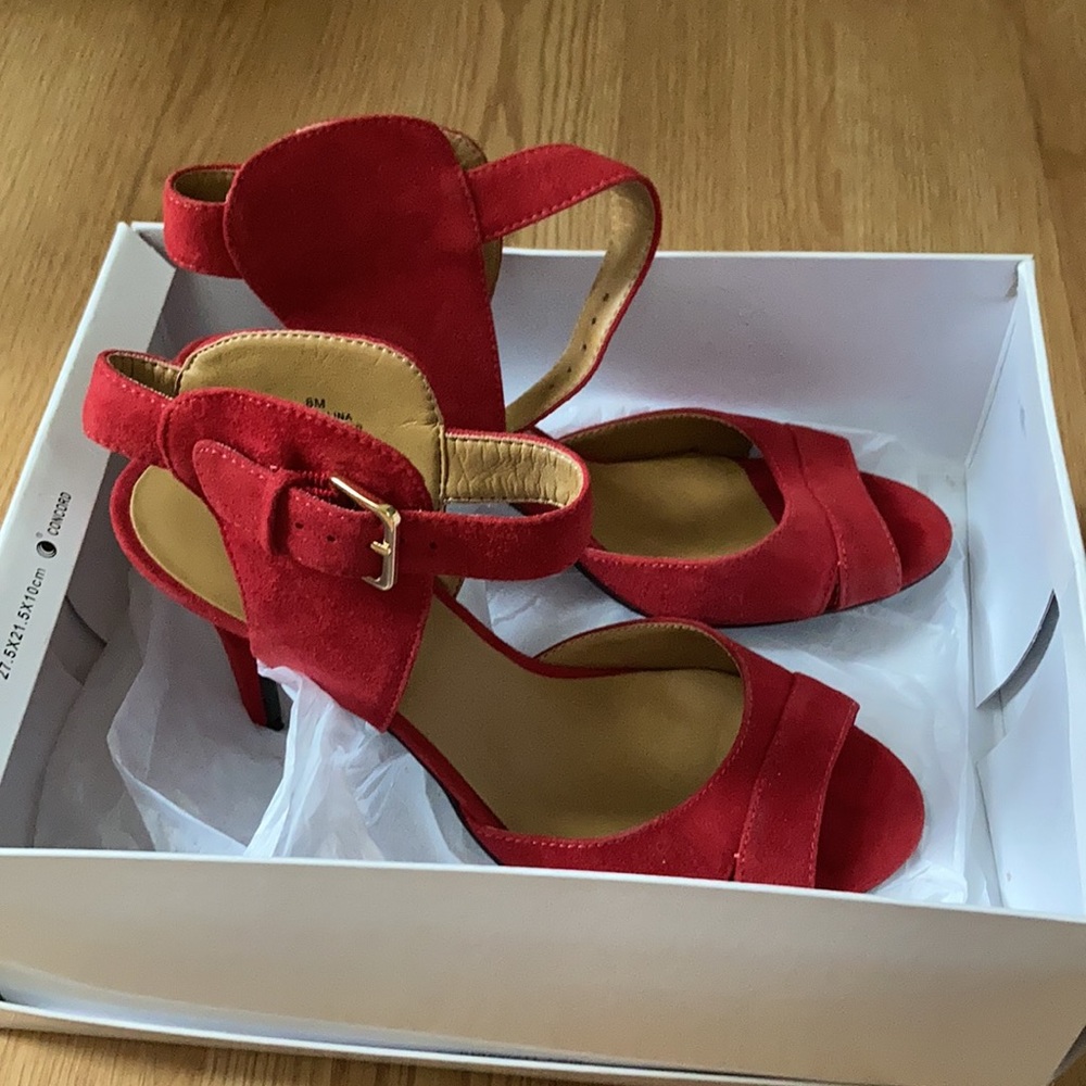 Nine West Adalina Red Suede Heels - Picture 3 of 7